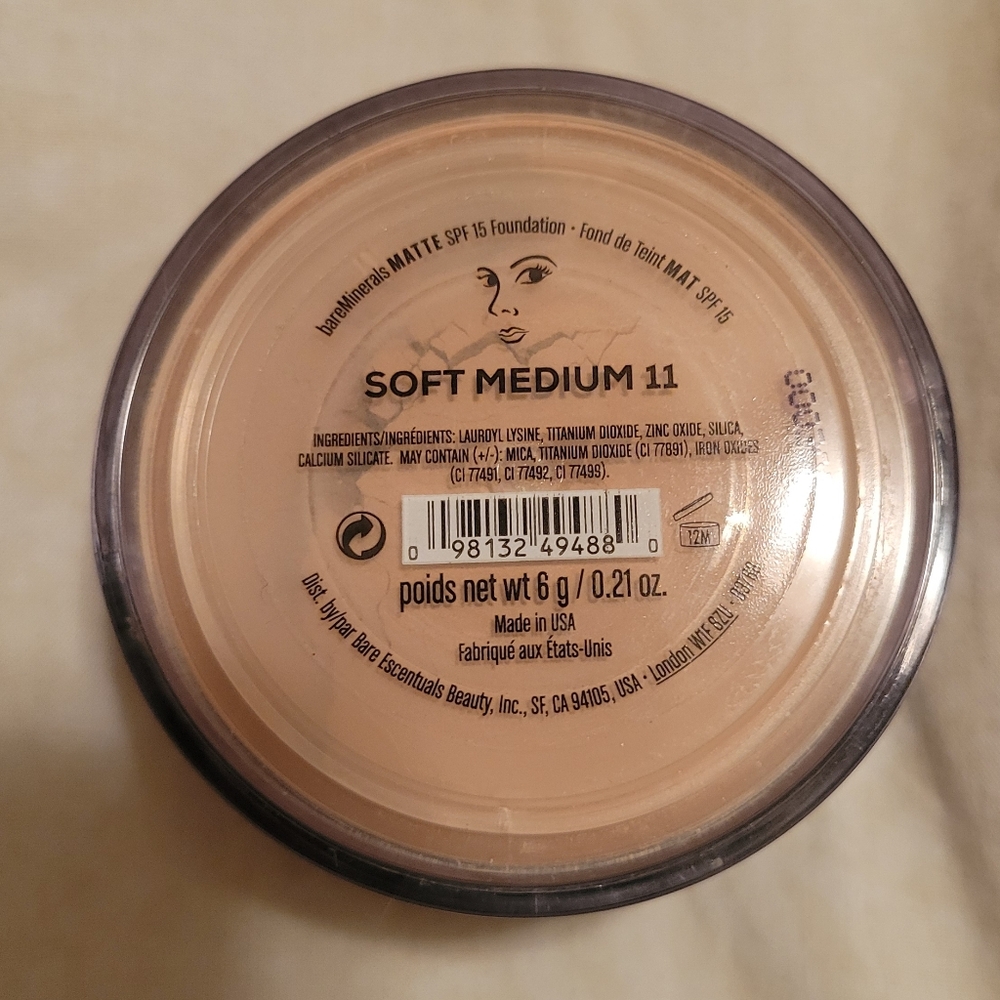 bareMinerals Matte SPF 15 Foundation - Soft Medium 11, 6g/0.21oz